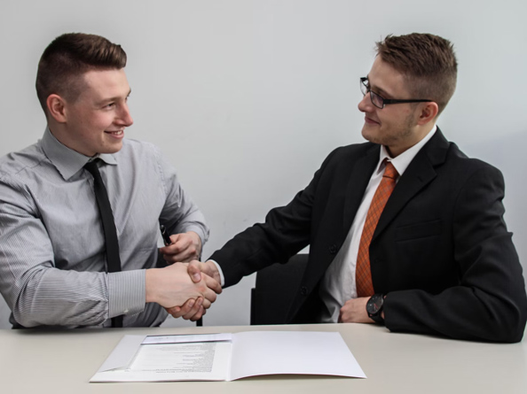 Folha de plástico PP / PESheet Rolls para bandejas de alimentos Folha de plástico PP / PESheet Rolls para bandejas de alimentos