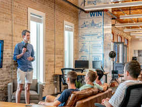 Folha de plástico PP / PESheet Rolls para bandejas de alimentos Folha de plástico PP / PESheet Rolls para bandejas de alimentos